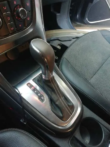 Palanca Cambio para Opel Astra J Lim.