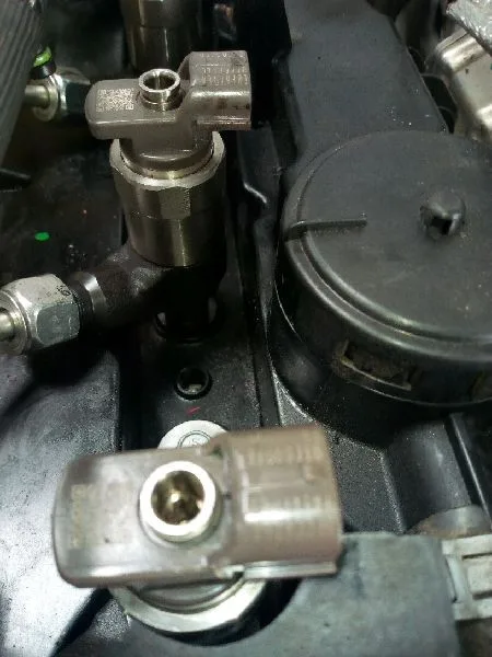 Inyector para Opel Astra J Lim.
