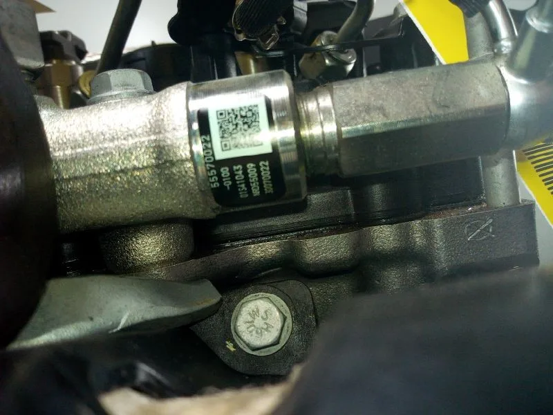 Rampa Inyectora para Opel Astra J Lim.