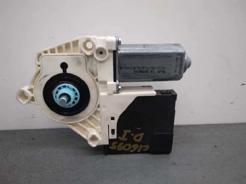 Motor Elevalunas Delantero Izquierdo para Volkswagen Passat Berlina (3C2)