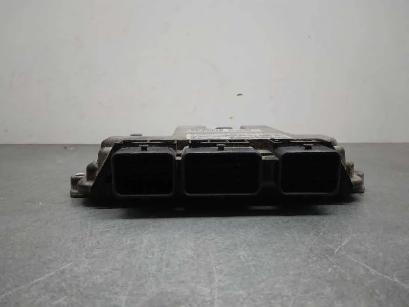 Centralita Motor Uce para Peugeot 307 (S1)