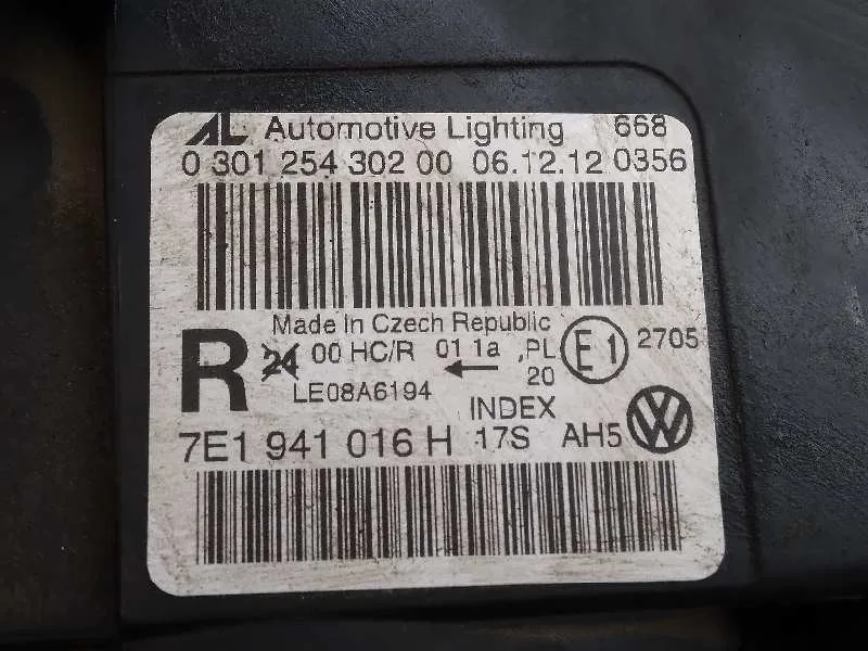 Faro Derecho para Volkswagen T5 Transporter (7E)