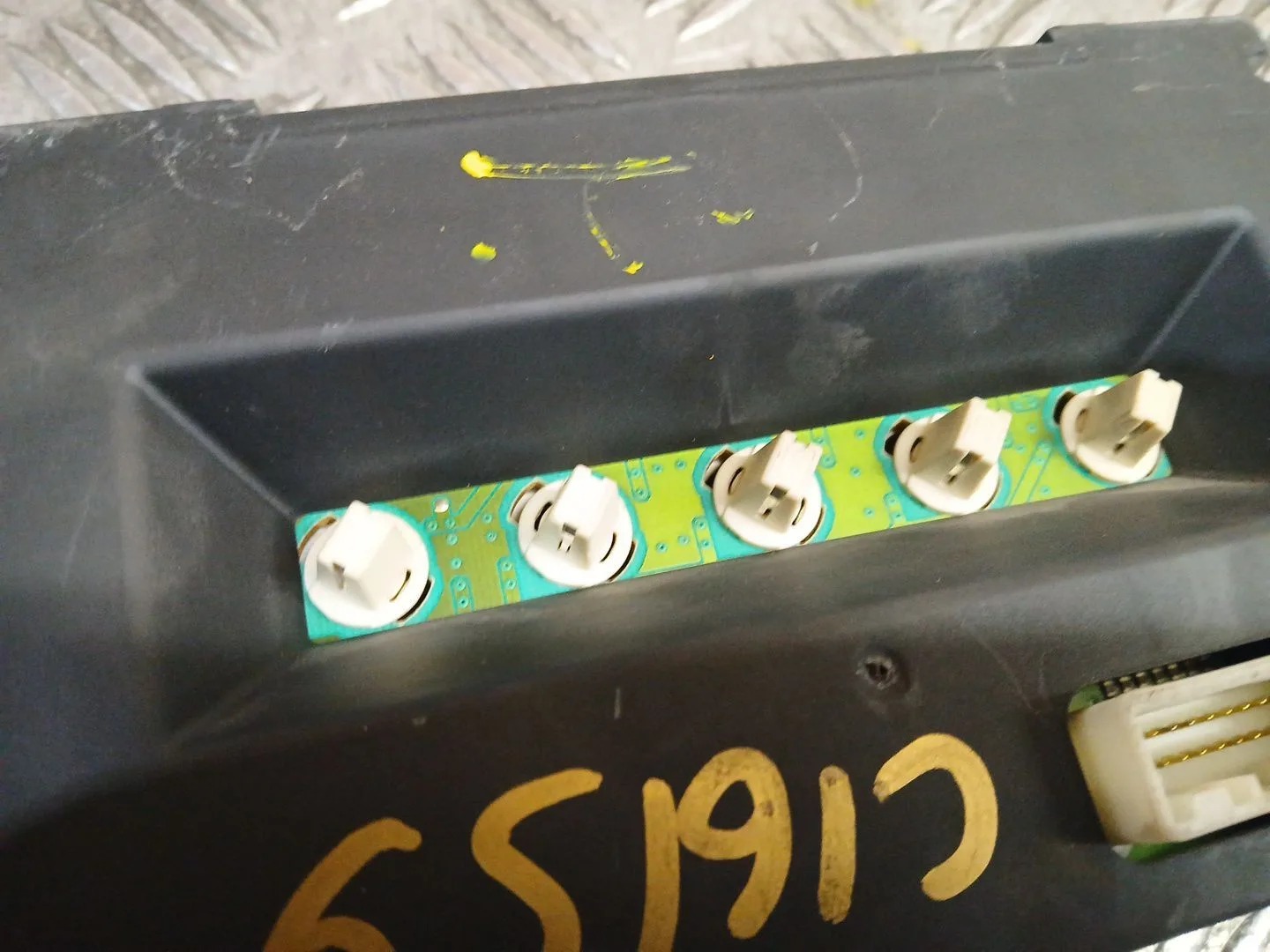 Display para Nissan Almera (N16/E)