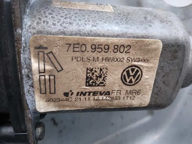 Elevalunas Delantero Derecho para Volkswagen T5 Transporter (7E)