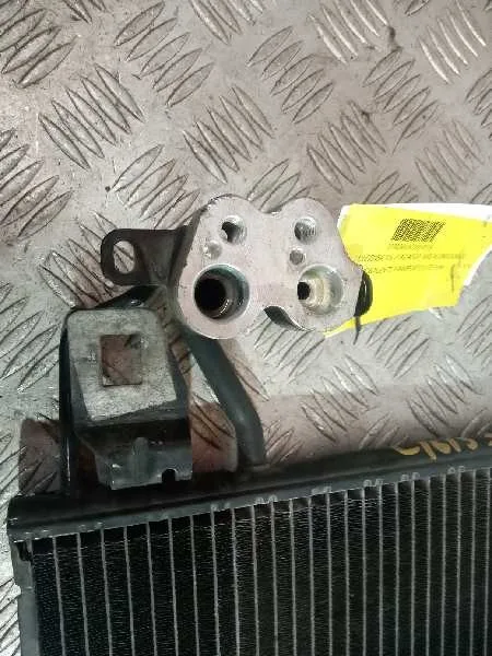 Condensador / Radiador Aire Acondicionado para Volkswagen T5 Transporter (7E)