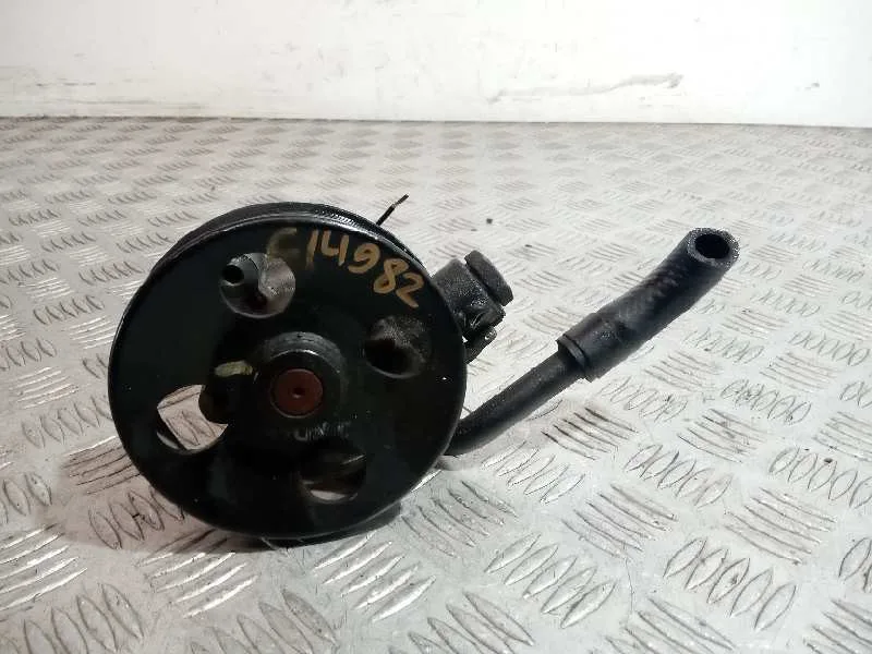 Bomba Direccion para Kia Carens