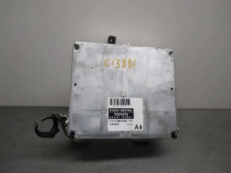 Centralita Motor Uce para Toyota Corolla Familiar (E12)