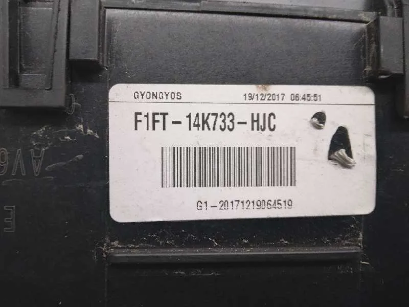 Caja Reles / Fusibles para Ford Focus Lim.