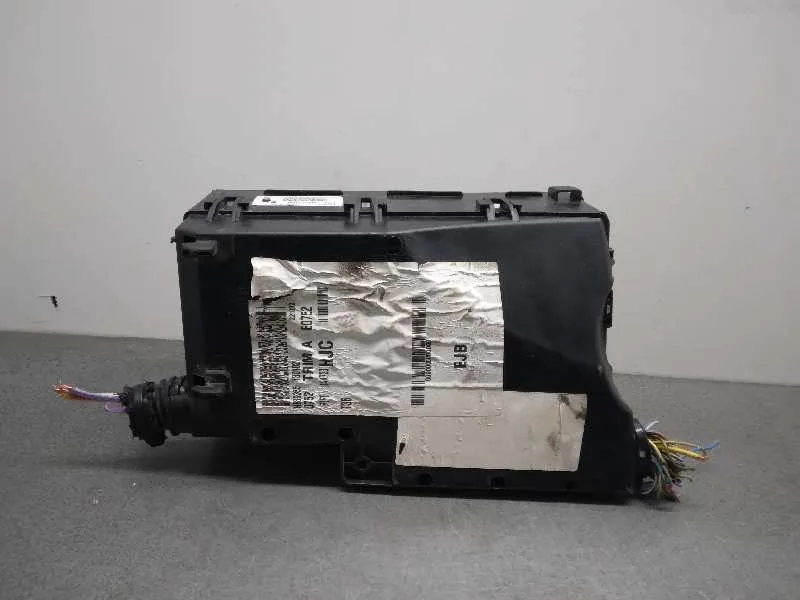 Caja Reles / Fusibles para Ford Focus Lim.