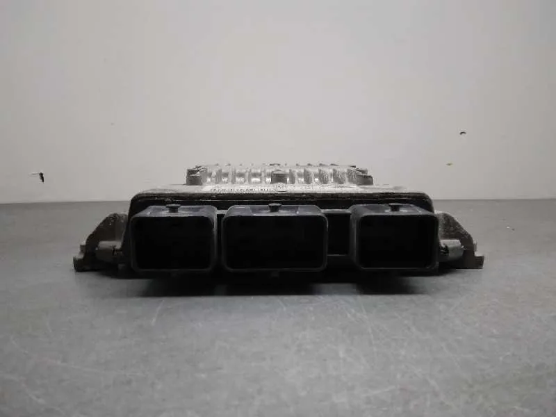 Centralita Motor Uce para Ford Fiesta (Cbk)