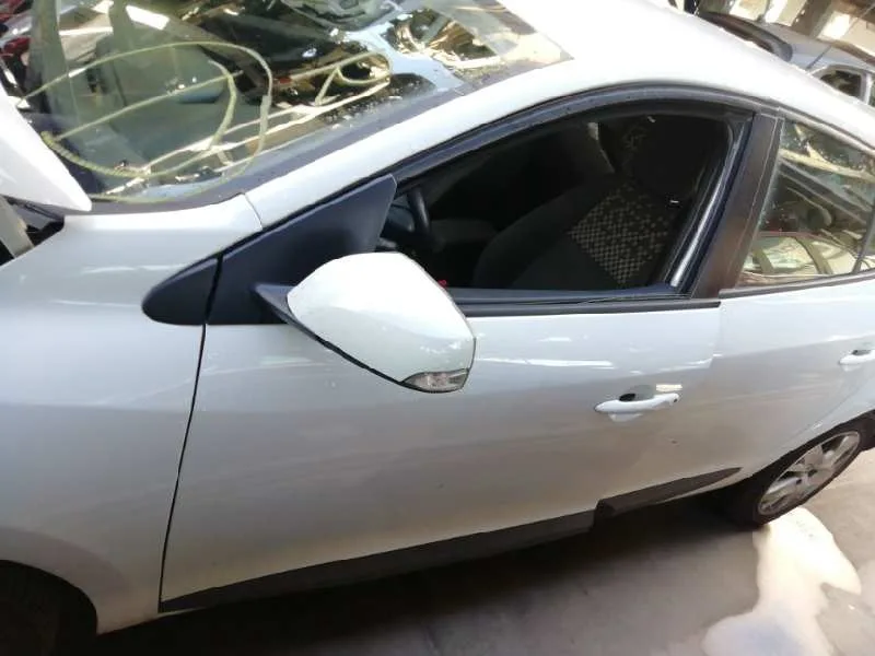 Puerta Delantera Izquierda para Renault Megane Iii Berlina 5 P