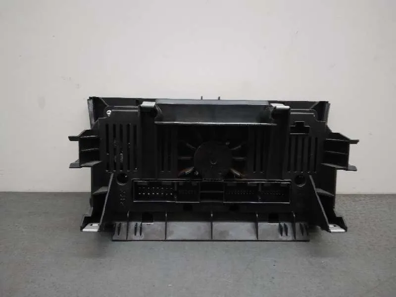 Mando Climatizador para Audi A3 (8P)