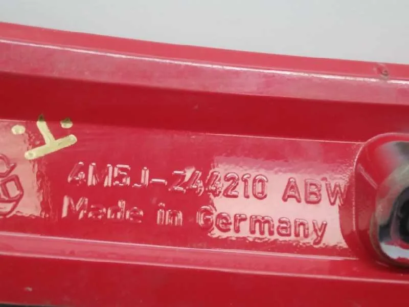 Aleron Trasero para Ford Focus Berlina (Cap)
