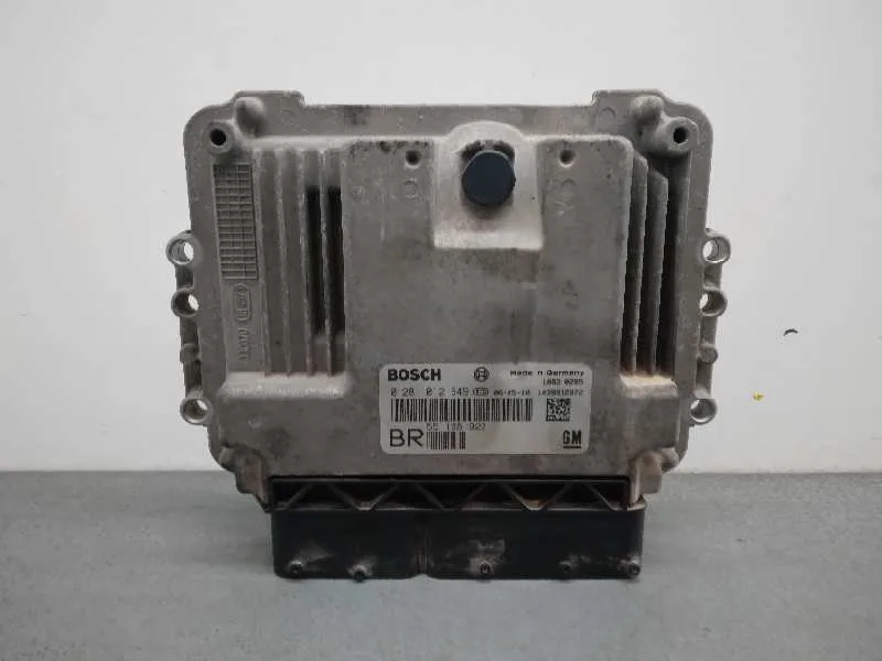 Centralita Motor Uce para Opel Zafira B