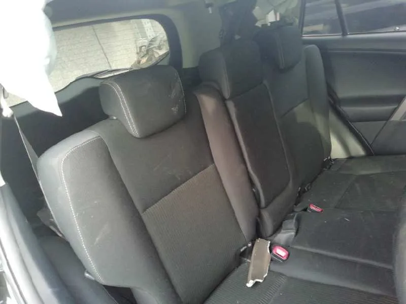 Asientos Traseros para Toyota Rav 4