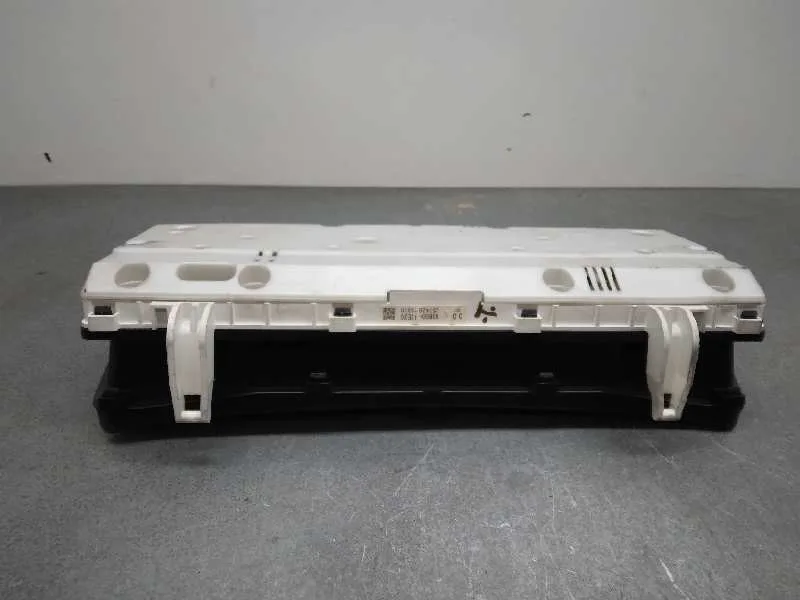 Cuadro Instrumentos para Toyota Corolla (E12)
