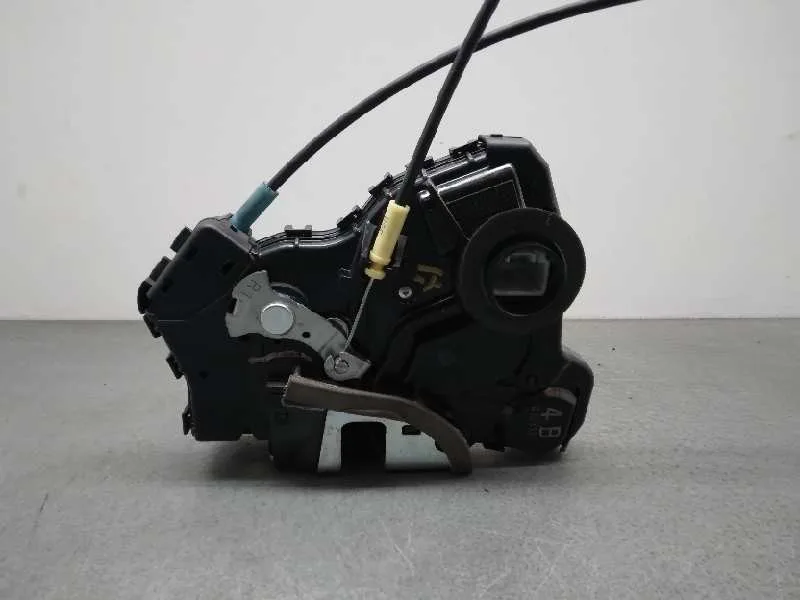Cerradura Puerta Delantera Derecha para Toyota Rav 4