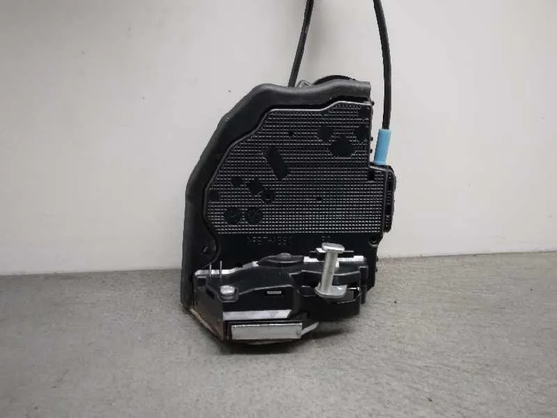 Cerradura Puerta Trasera Derecha para Toyota Rav 4