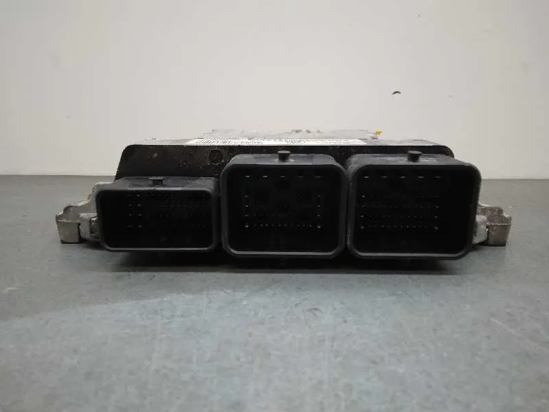 Centralita Motor Uce para Ford C-Max