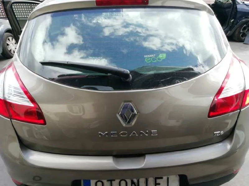 Porton Trasero para Renault Megane Iii Berlina 5 P