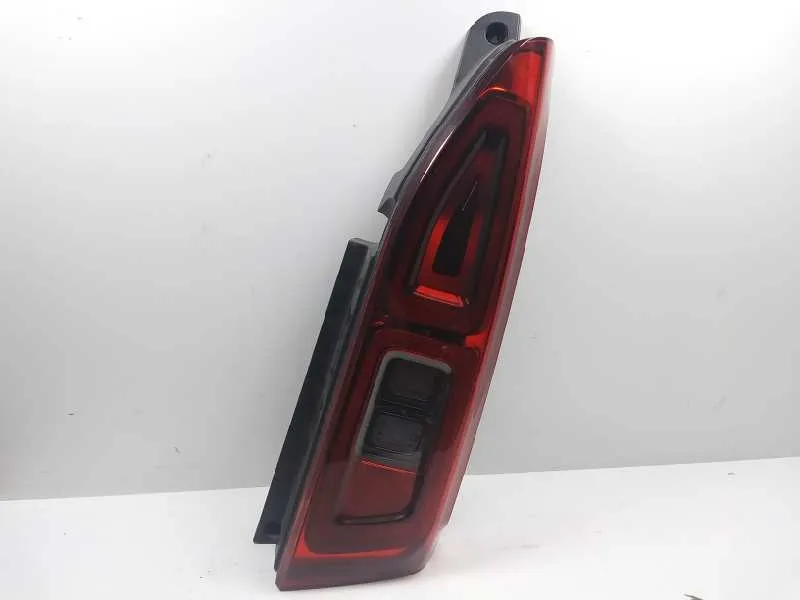 Piloto Trasero Derecho para Toyota Proace Verso