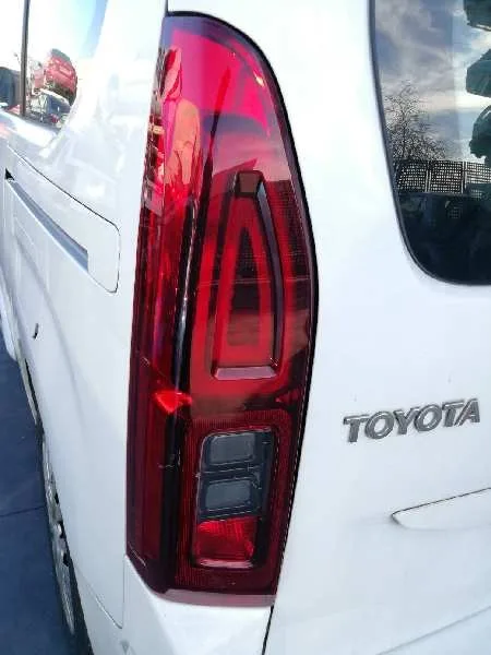 Piloto Trasero Izquierdo para Toyota Proace Verso