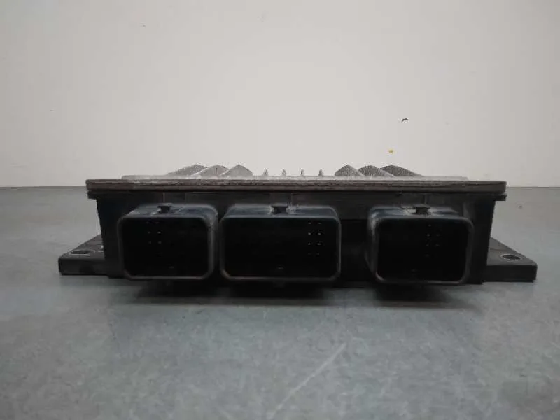 Centralita Motor Uce para Renault Modus