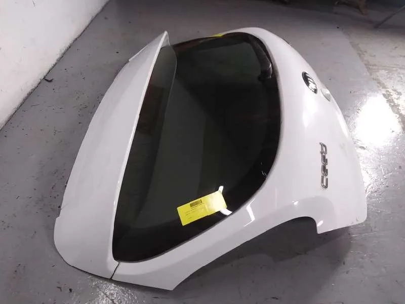Porton Trasero para Kia Pro_Cee'd ( )