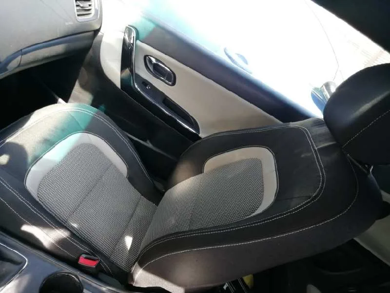 Asiento Delantero Derecho para Kia Pro_Cee'd ( )