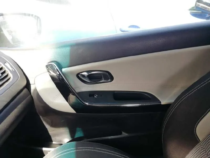 Guarnecido Puerta Delantera Derecha para Kia Pro_Cee'd ( )