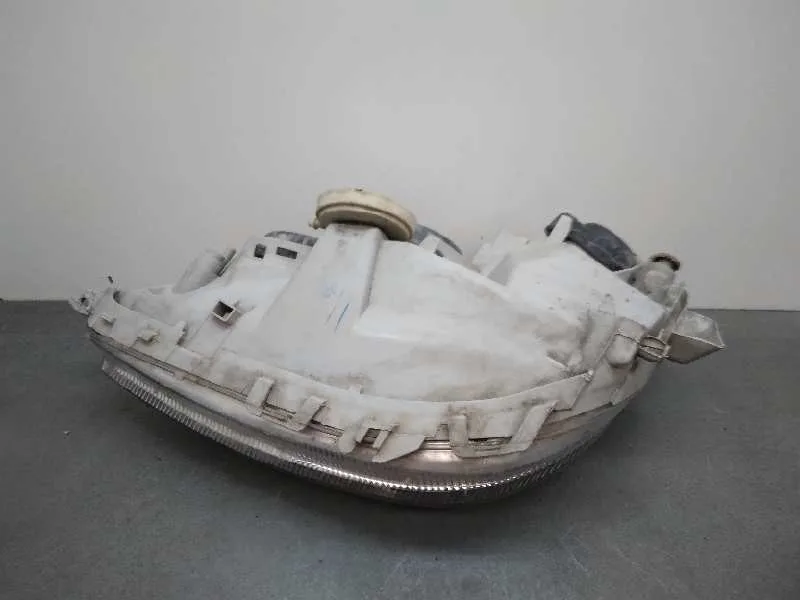 Faro Derecho para Mercedes-Benz Clase A (W168)
