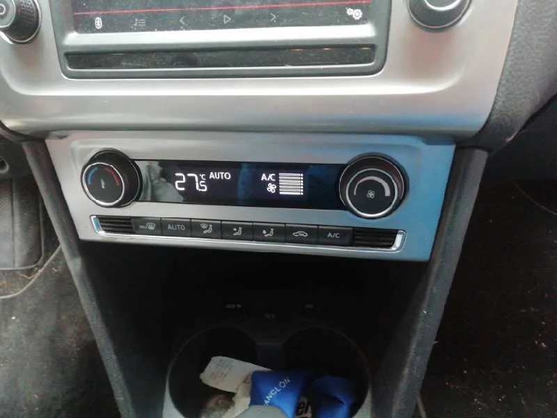 Mando Climatizador para Volkswagen Polo (6C1)
