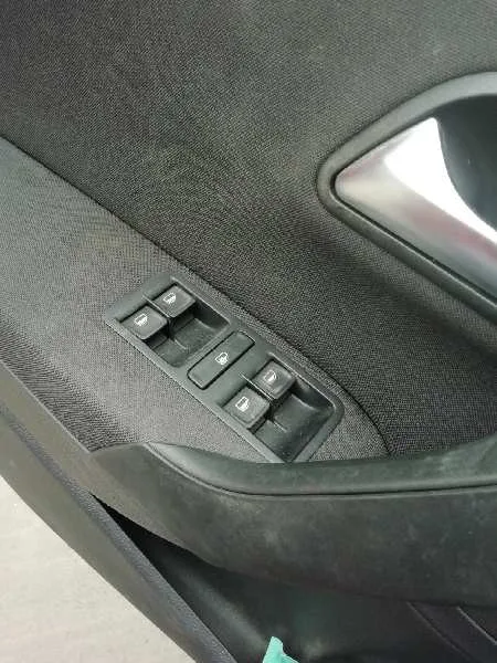 Mando Elevalunas Delantero Izquierdo para Volkswagen Polo (6C1)