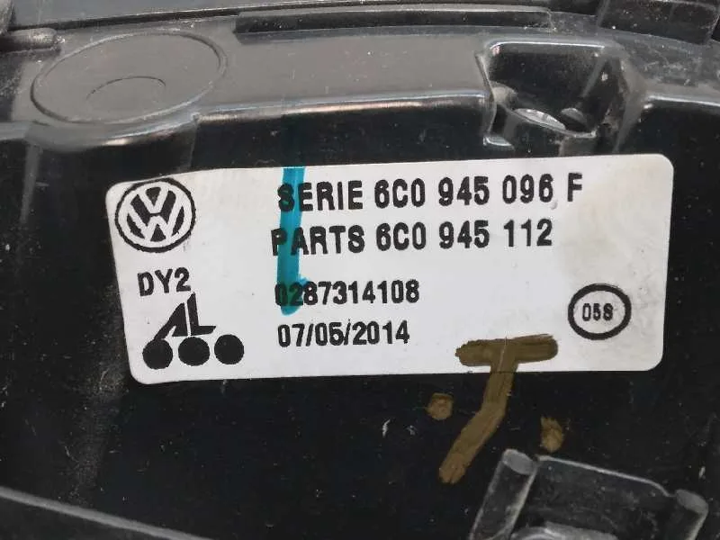Piloto Trasero Derecho para Volkswagen Polo (6C1)