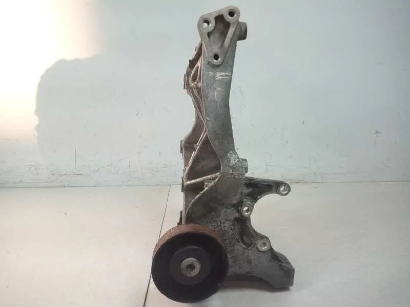 Soporte Alternador para Audi A6 Berlina (4F2)