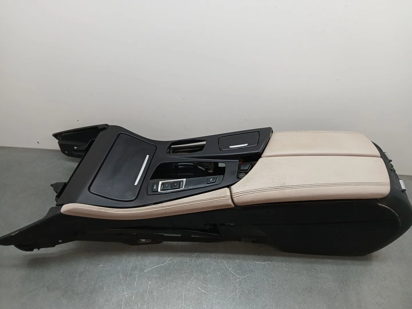 Apoyabrazos Central para Bmw Serie 5 Lim. (F10)