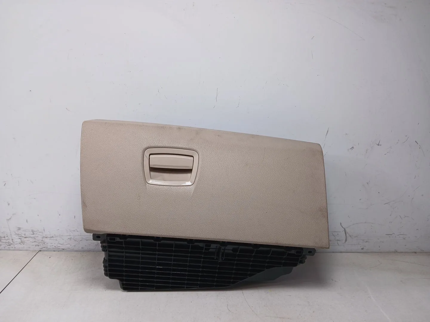 Guantera para Bmw Serie 5 Lim. (F10)