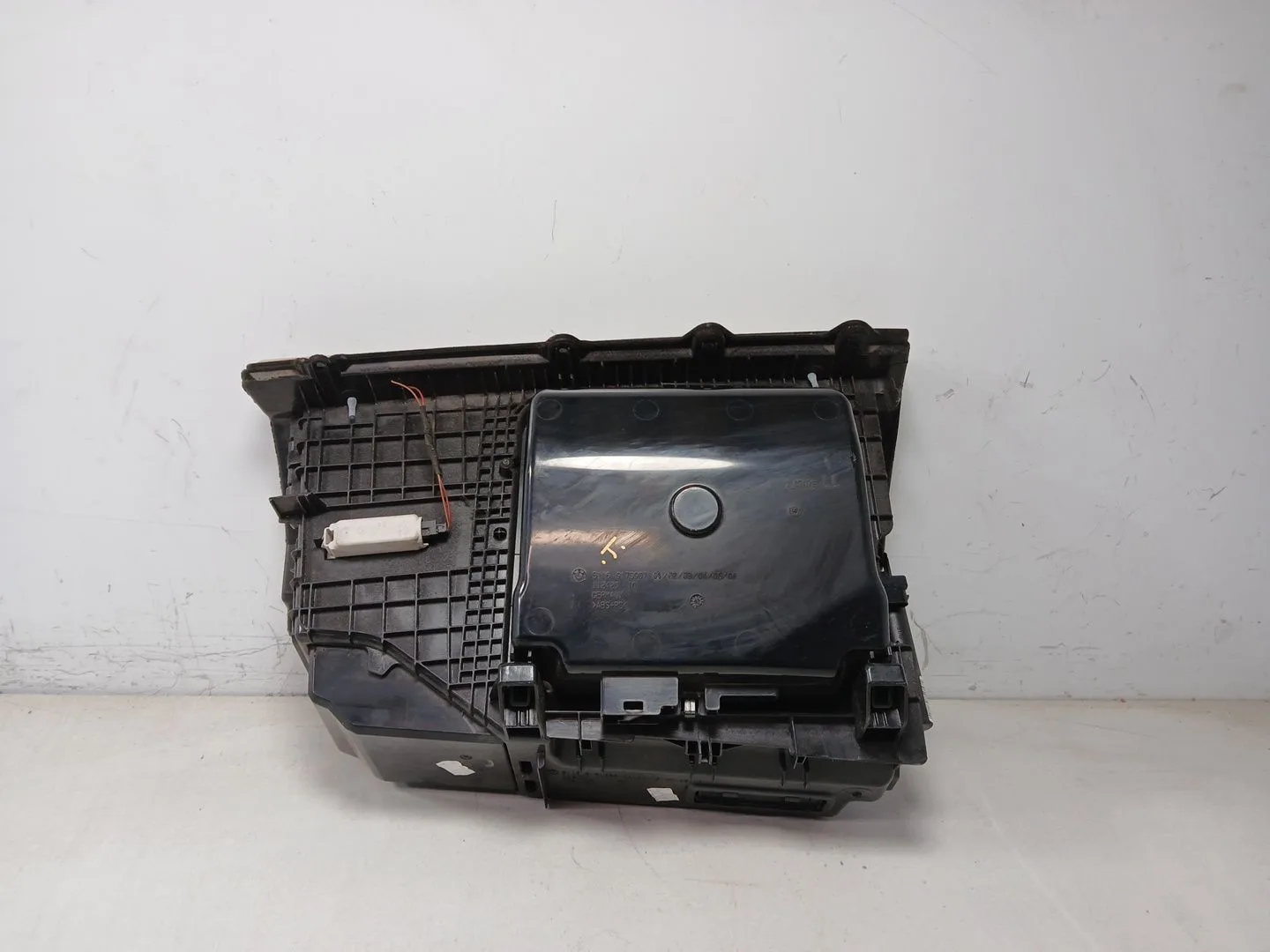 Guantera para Bmw Serie 5 Lim. (F10)