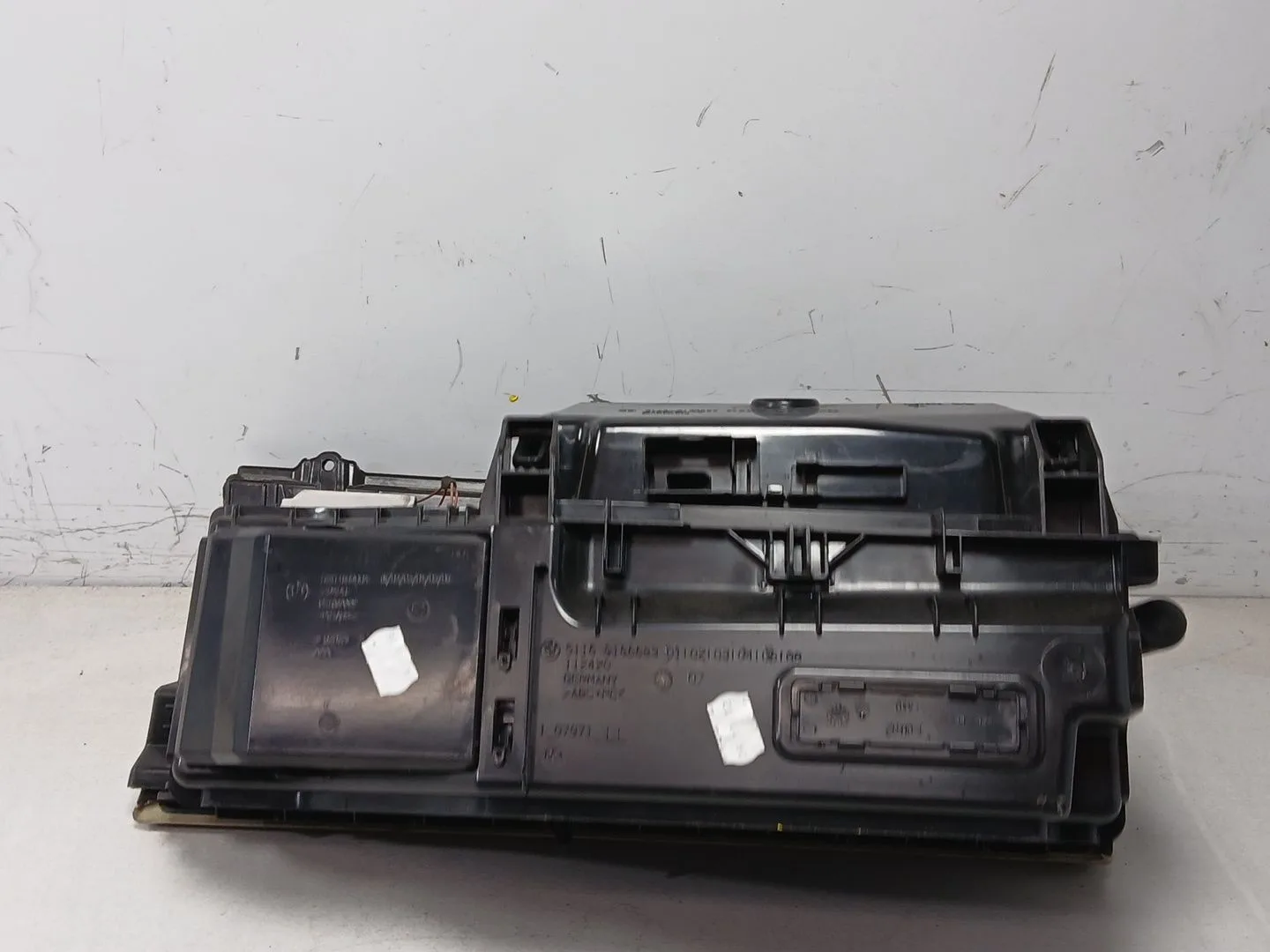 Guantera para Bmw Serie 5 Lim. (F10)