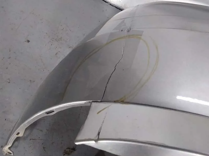 Paragolpes Trasero para Nissan Almera (N16/E)