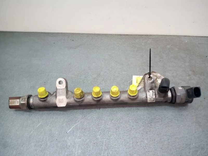Rampa Inyectora para Volkswagen Passat Berlina (3C2)