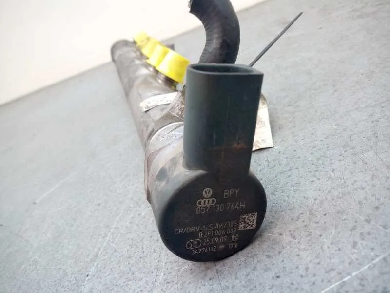 Rampa Inyectora para Volkswagen Passat Berlina (3C2)