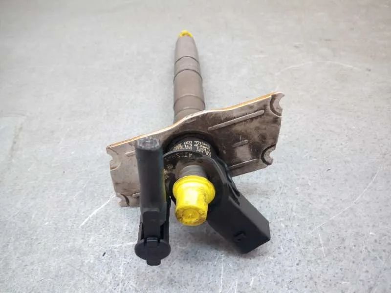 Inyector para Volkswagen Passat Berlina (3C2)