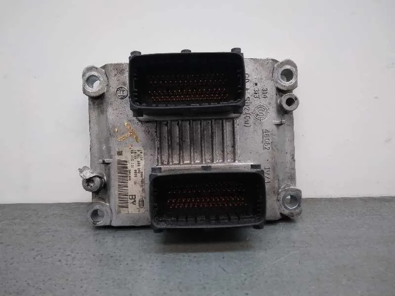 Centralita Motor Uce para Opel Corsa C