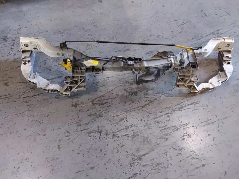 Panel Frontal para Ford Focus Lim.