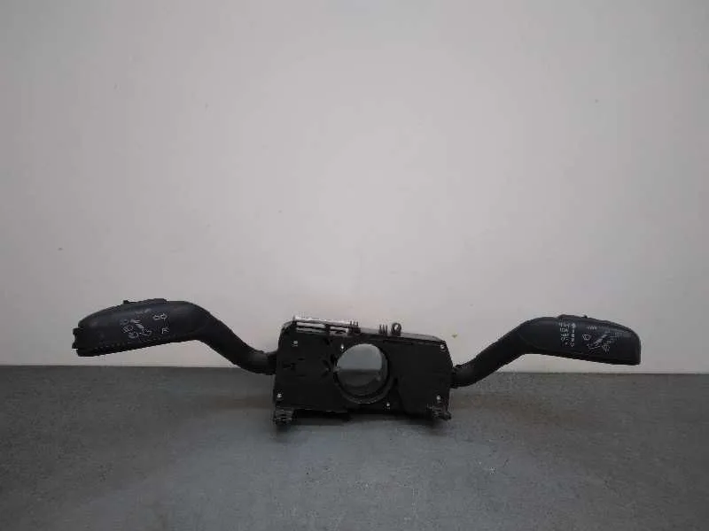 Mando Multifuncion para Seat Ibiza St (6J8)