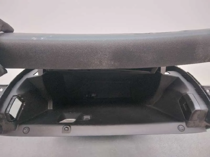 Guantera para Renault Megane Iv Berlina 5P