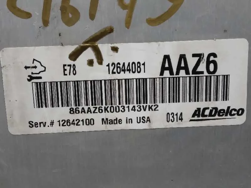 Centralita Motor Uce para Opel Astra J Lim.