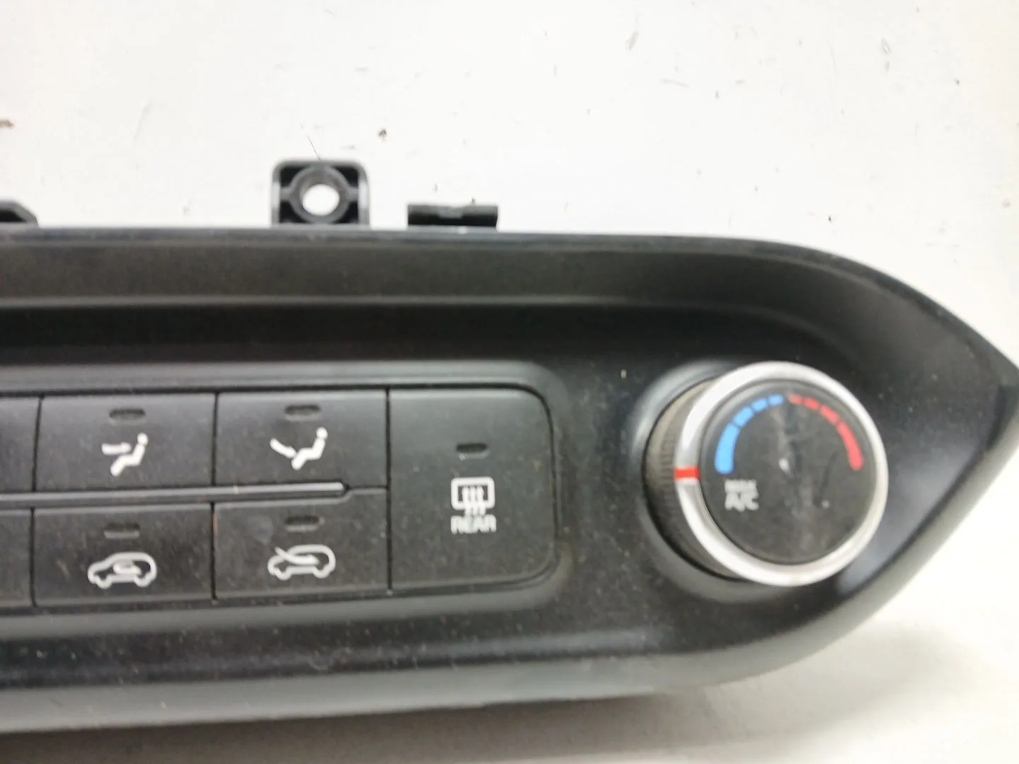Mando Climatizador para Kia Carens ( )