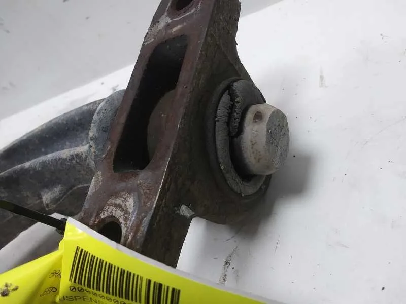 Brazo Suspension Inferior Delantero Izquierdo para Jeep Commander
